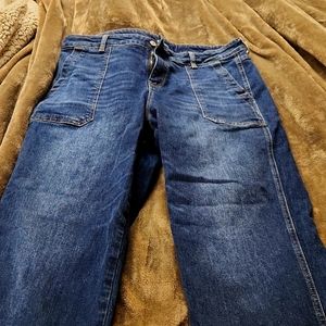 Old Navy Blue Jean/Ankle pant